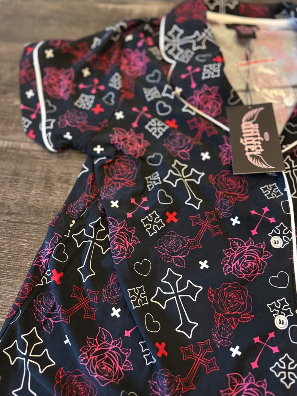Perfect Angel Rose Cross Print Pajama Shorts Set NWT - Picture 8 of 14